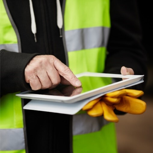 Digitale Baustellendokumentation mit Tablet – mobile Software für Mängelmanagement, Checklisten und Projektsteuerung im Bau- und Anlagenmanagement
